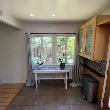 Cozy And Comfy Tree House Villa Los Angeles Exterior photo