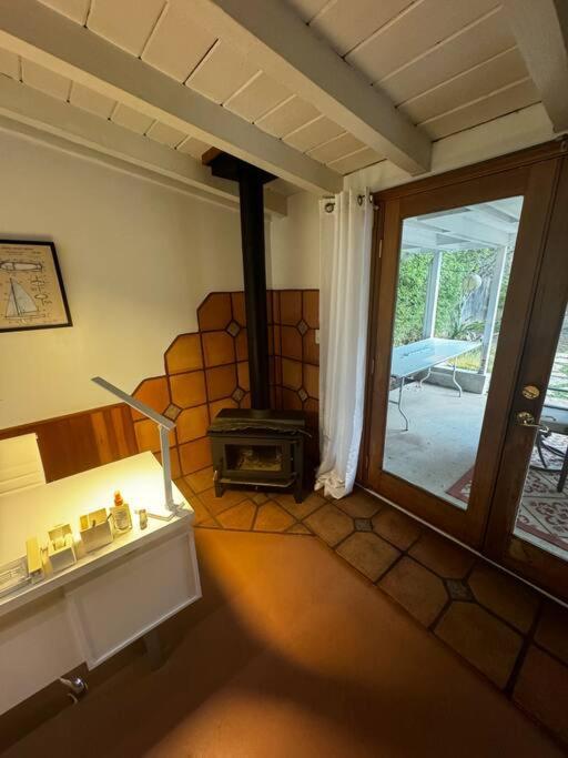 Villa Cozy And Comfy Tree House Los Angeles